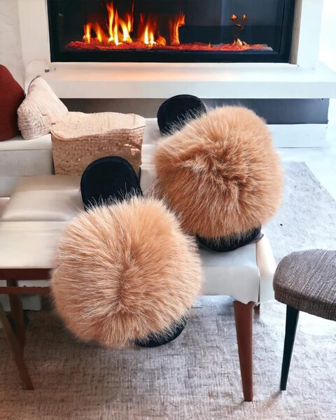 Warm fluffy indoor slippers Brown