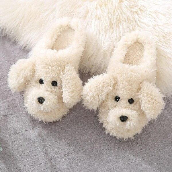 Warm indoor slippers